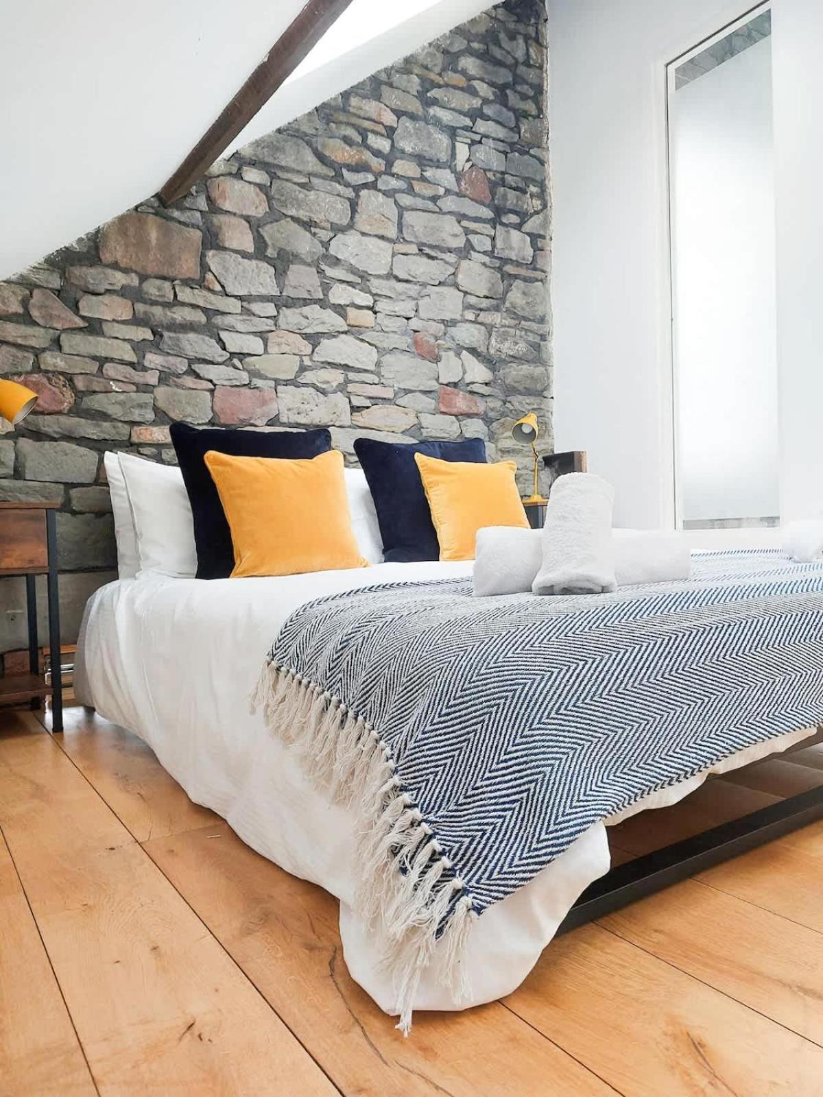 Converted Factory Loft Apartment 브리스틀 외부 사진
