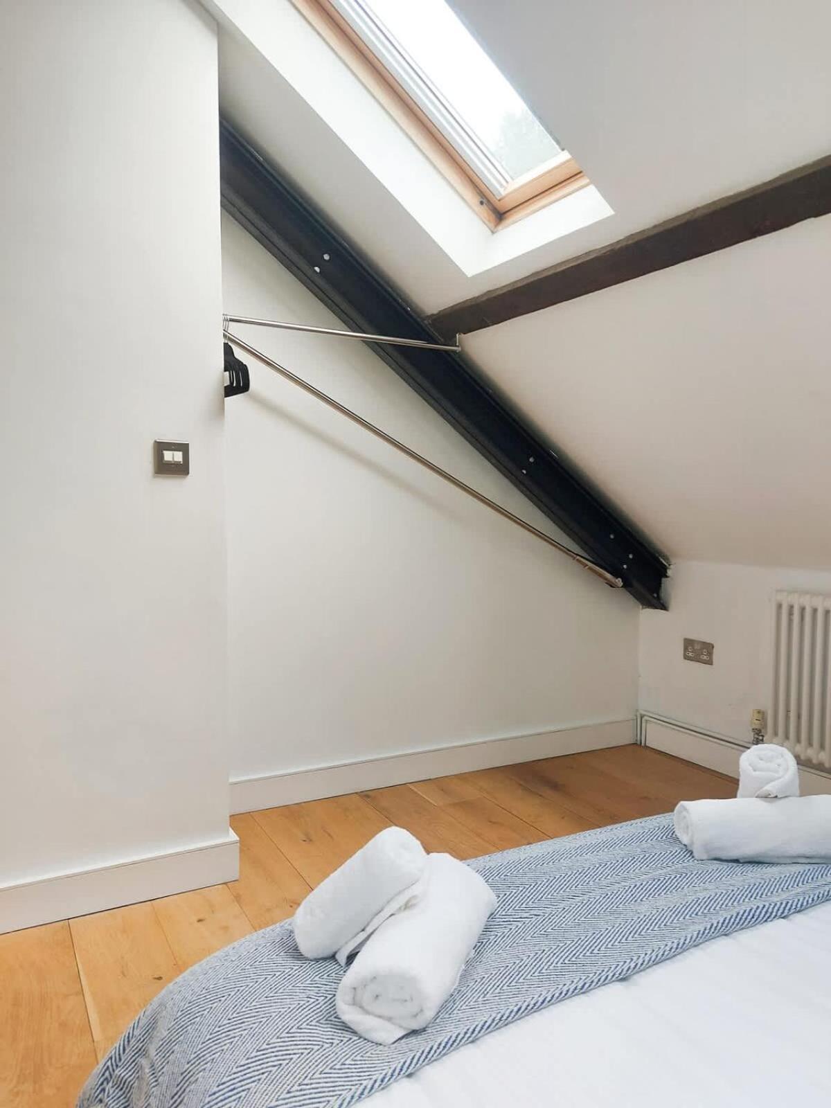 Converted Factory Loft Apartment 브리스틀 외부 사진