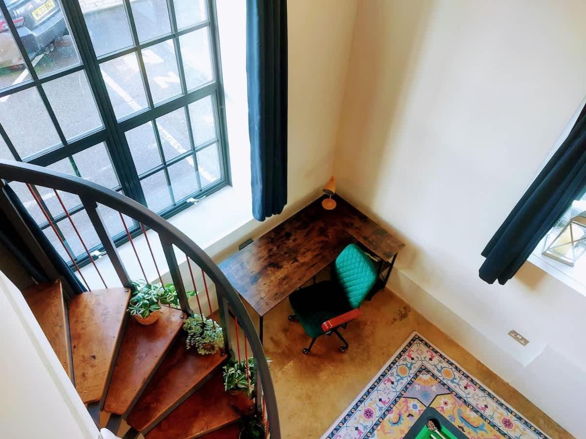 Converted Factory Loft Apartment 브리스틀 외부 사진