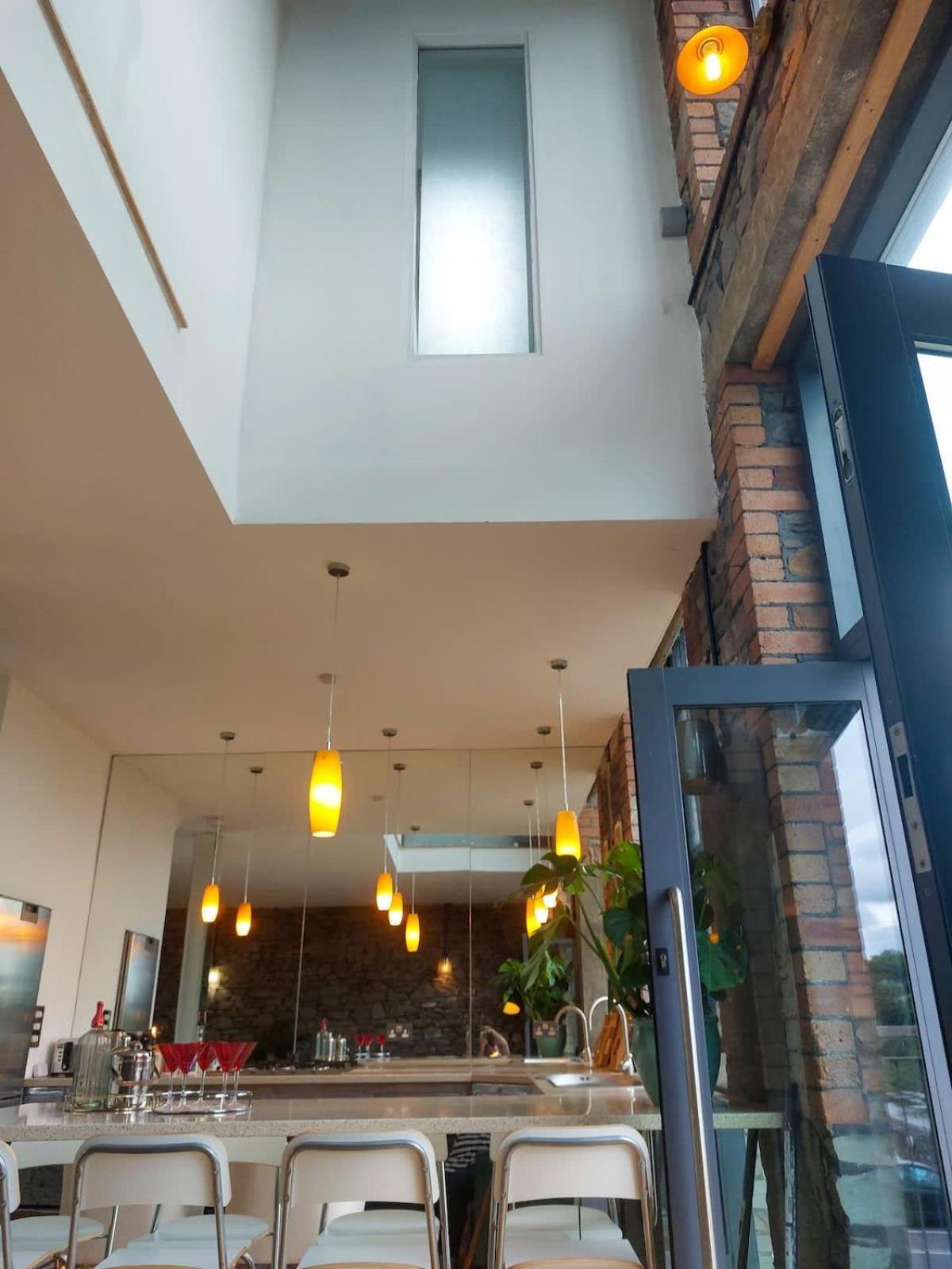 Converted Factory Loft Apartment 브리스틀 외부 사진